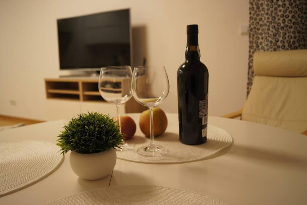 Cichy, Nowoczesny, Komfortowy Przy Galerii Mokotow Apartment Warsaw Exterior photo